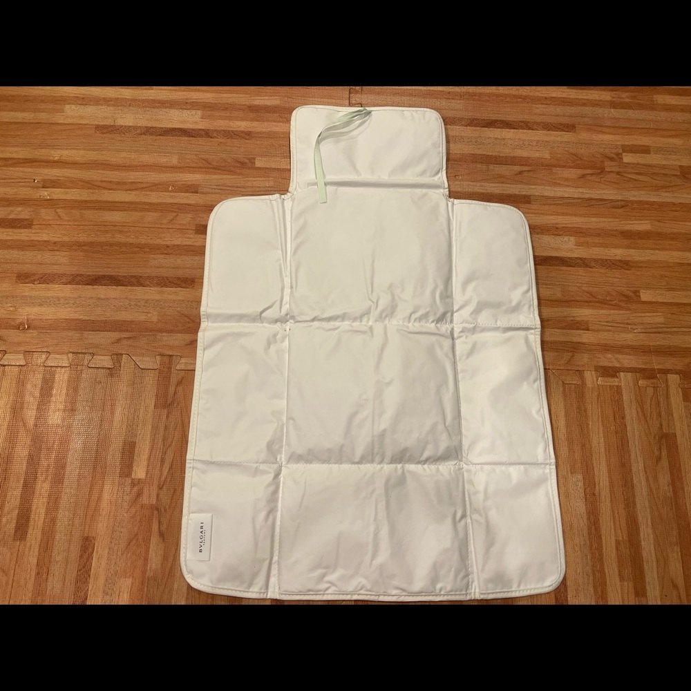 Bvlgari Changing Pad - Picture 2 of 4